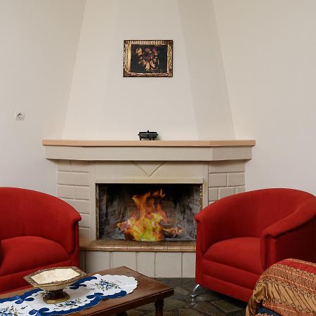 הוילה קלמאקי Petrakis Afrathias Garden House מראה חיצוני תמונה