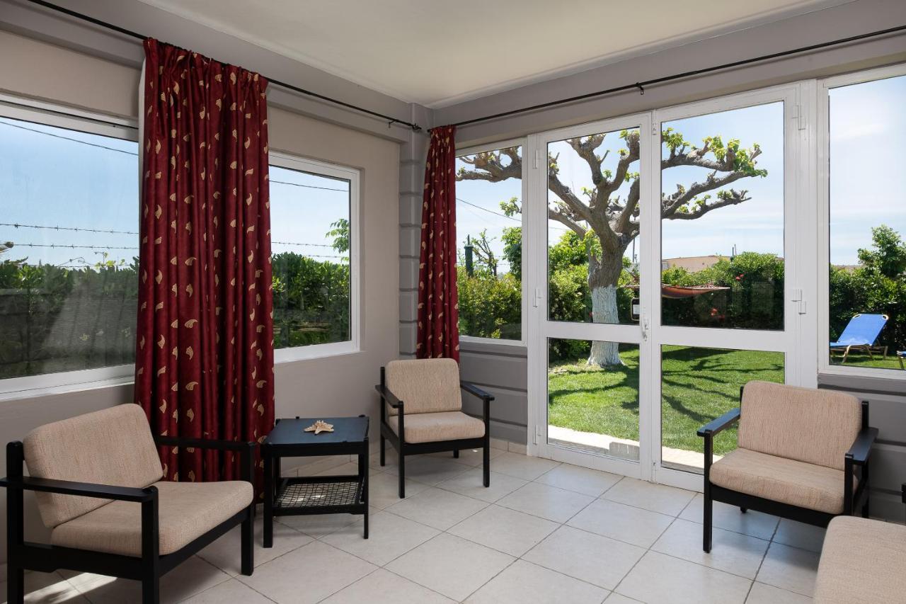הוילה קלמאקי Petrakis Afrathias Garden House מראה חיצוני תמונה